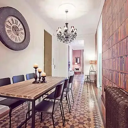 Flateli Universitat Barcelone