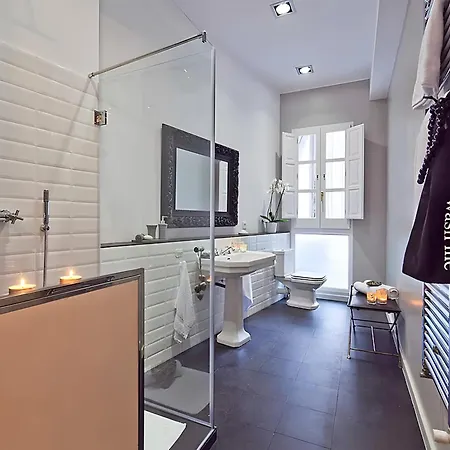 Flateli Universitat * Barcelona