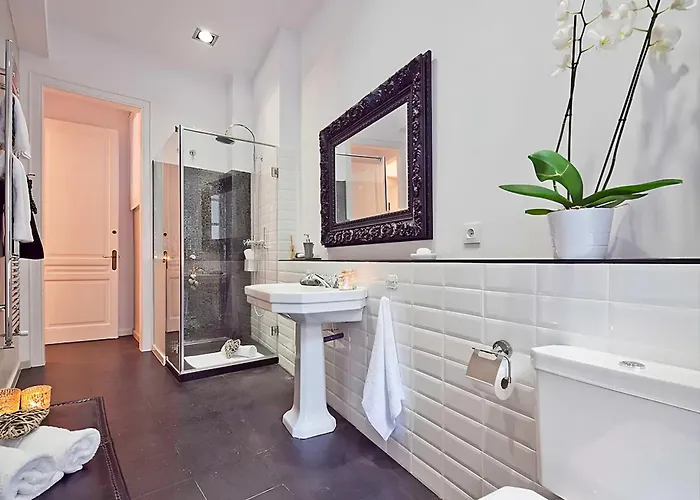 Flateli Universitat Apartamento *